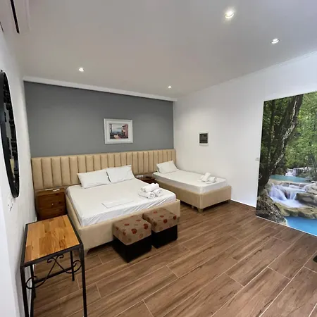 Edmond Apartment Ksamil