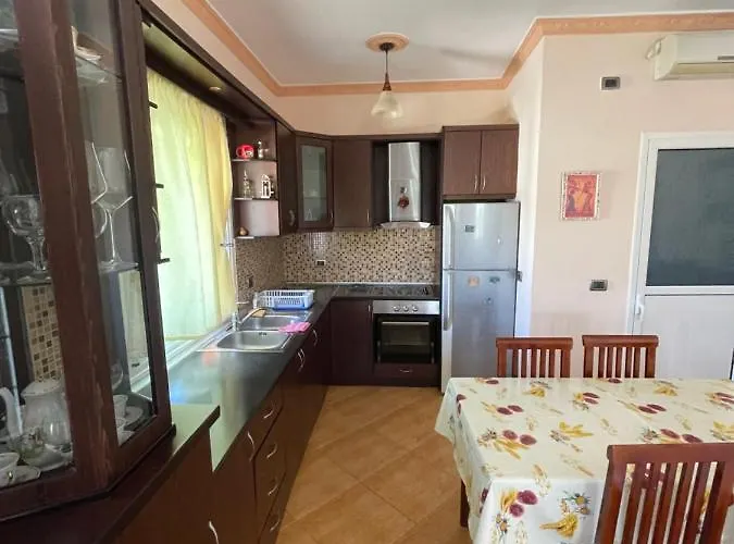 Edmond Apartament Ksamil